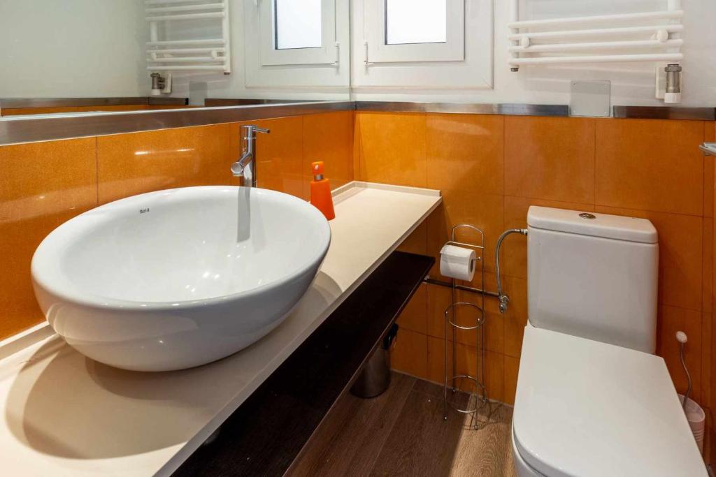 Koupelna v ubytování Urcatusa Migjorn 42 Apto 3 Dorm con piscina