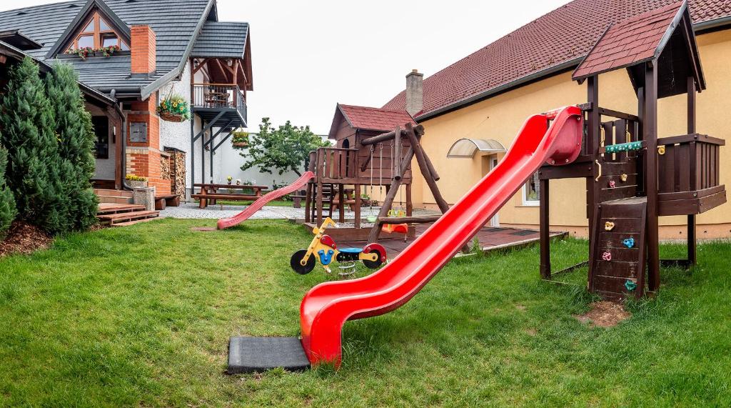Herní místnost nebo prostor pro děti v ubytování Penzion U Kapličky