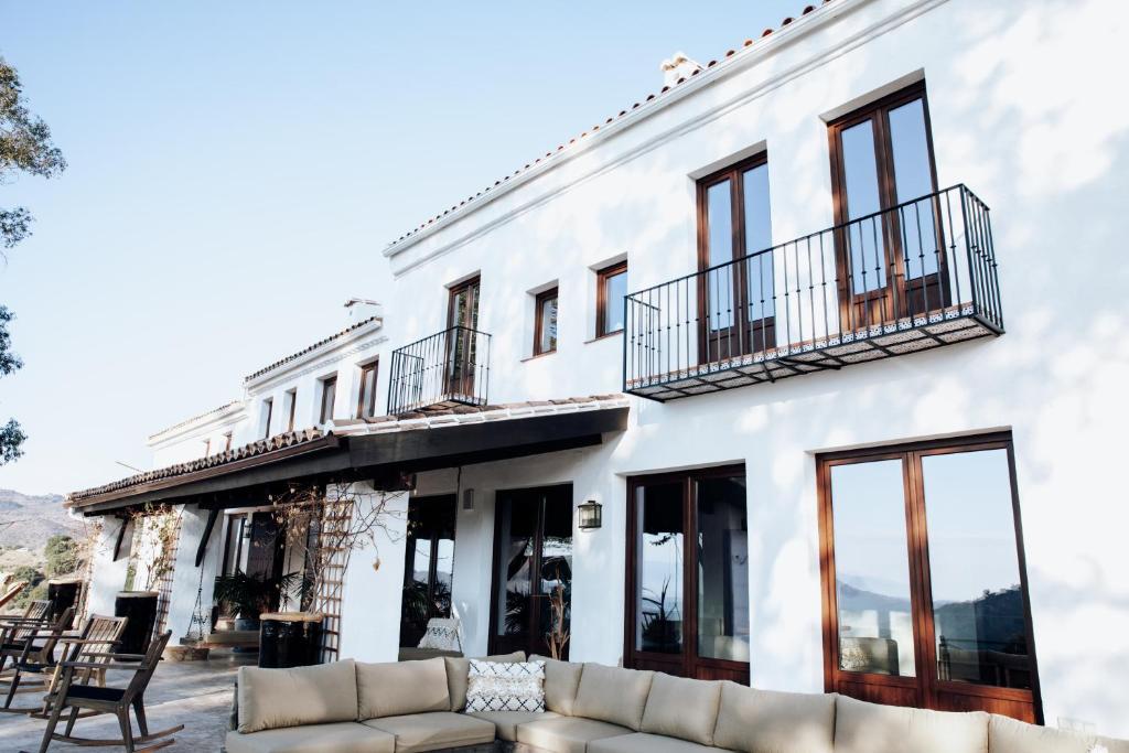 Holiday home Baraka Holistic, Almogía, Spain - Booking.com
