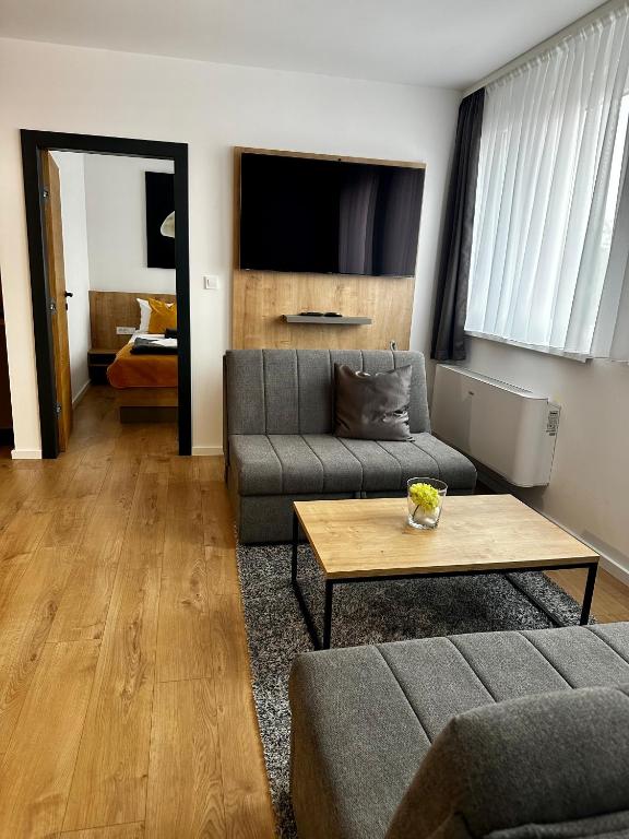 RoomSB - Wohnung Mit Einem Schlafzimmer