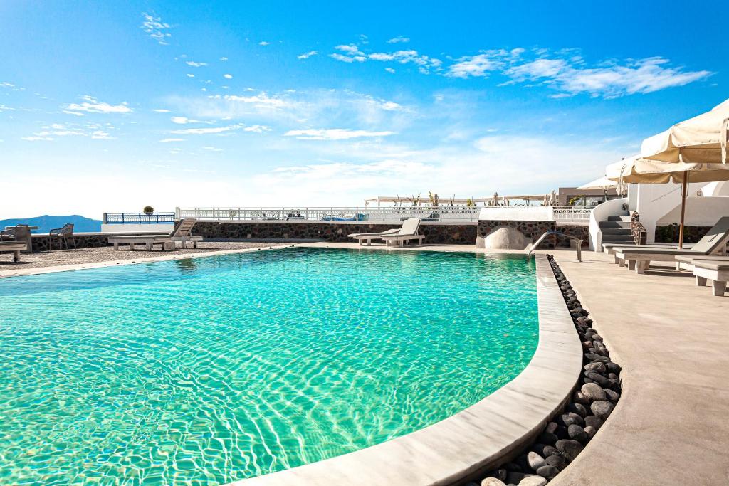 The swimming pool at or close to Caldera Butterfly Villas