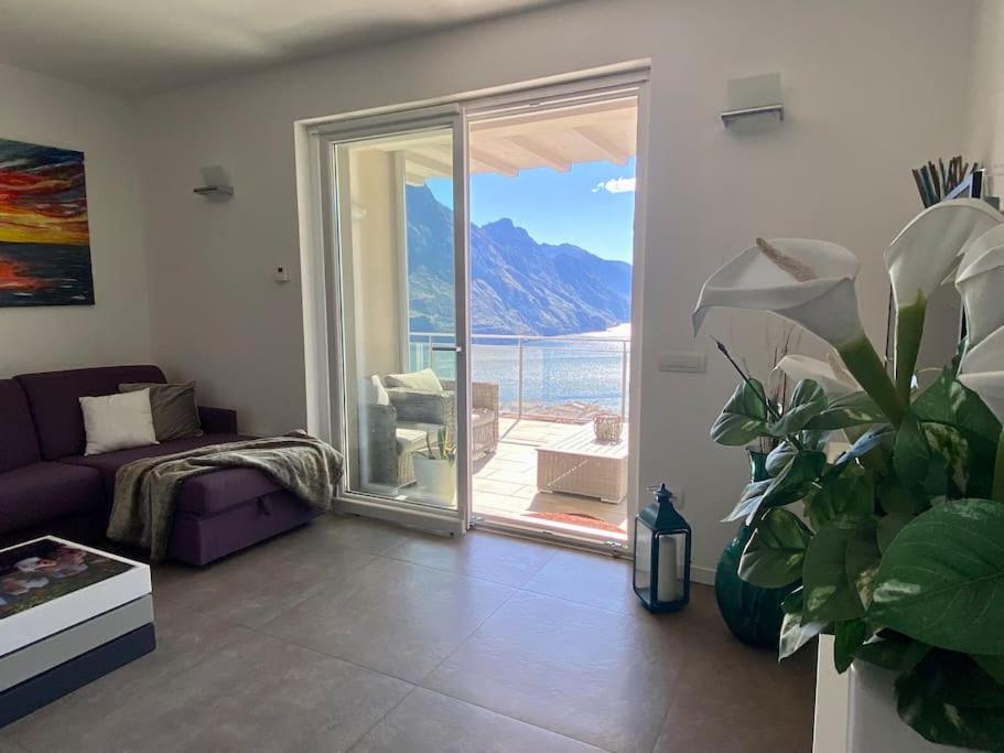 Piccolo paradiso vista lago con piscina privata