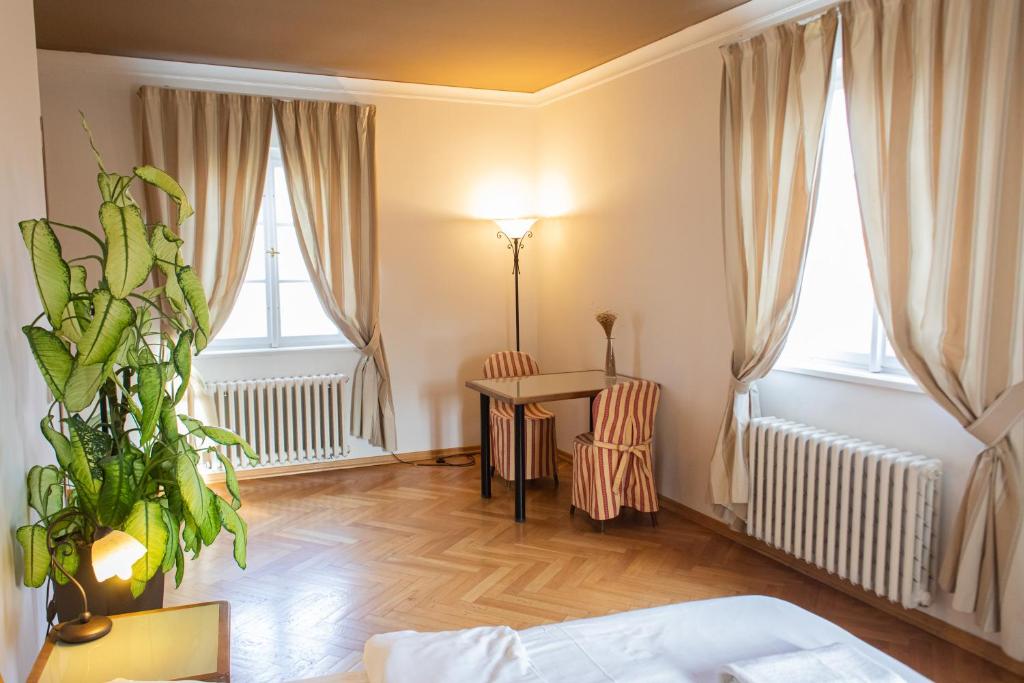 Residence Thunovska - Queen Studio