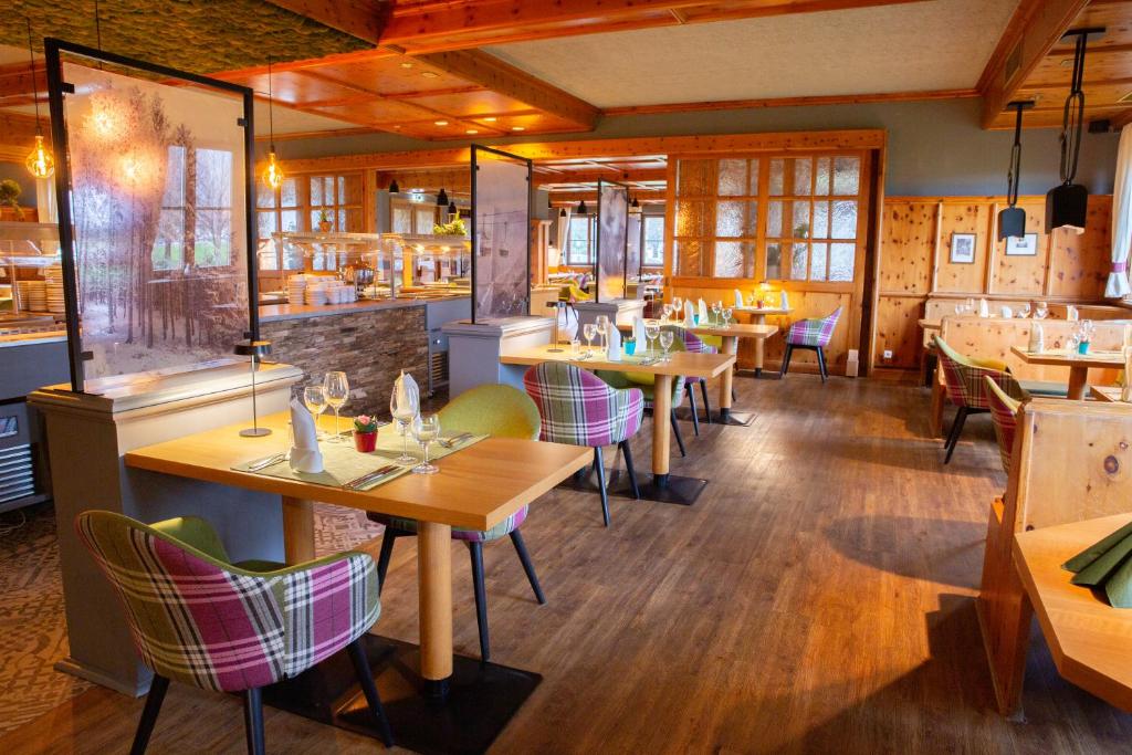 Restaurace v ubytování Das Wiesgauer - Alpenhotel Inzell