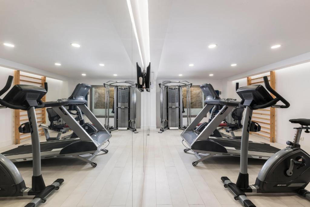 The fitness centre and/or fitness facilities at Pure Salt Port de Sóller