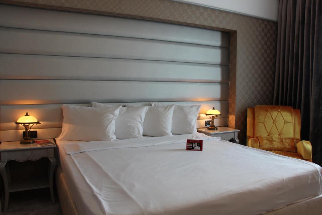 Phoenicia Grand Hotel - Resim 37