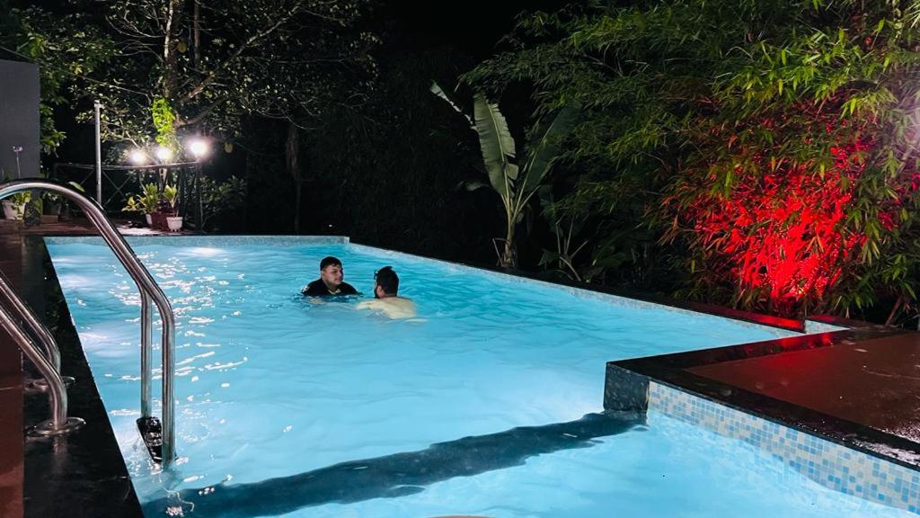 Bazén v ubytování Golden Cypress Resort with Pool -Wayanad nebo v jeho okolí