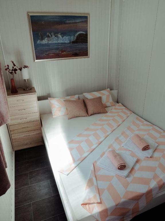 Postel nebo postele na pokoji v ubytování Mobile home Aurora