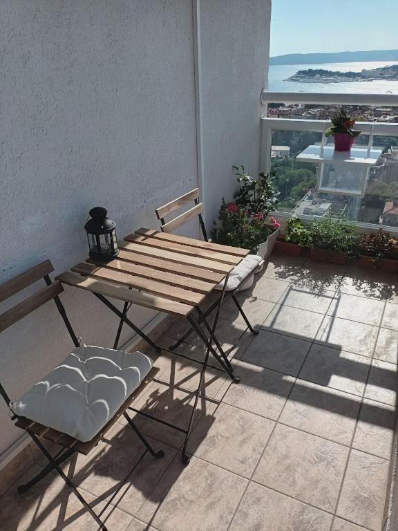 Balkón alebo terasa v ubytovaní Apartment Penthouse Ema