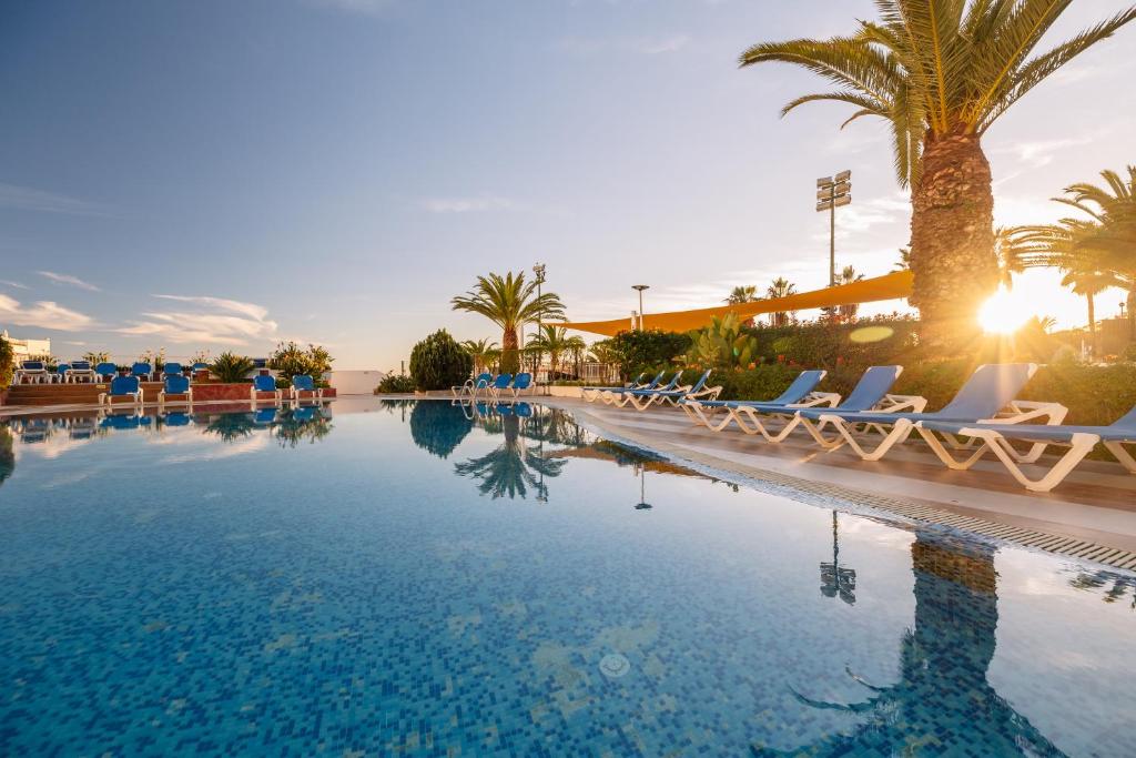 Monicca Collection Suites and Residences - Resim 4