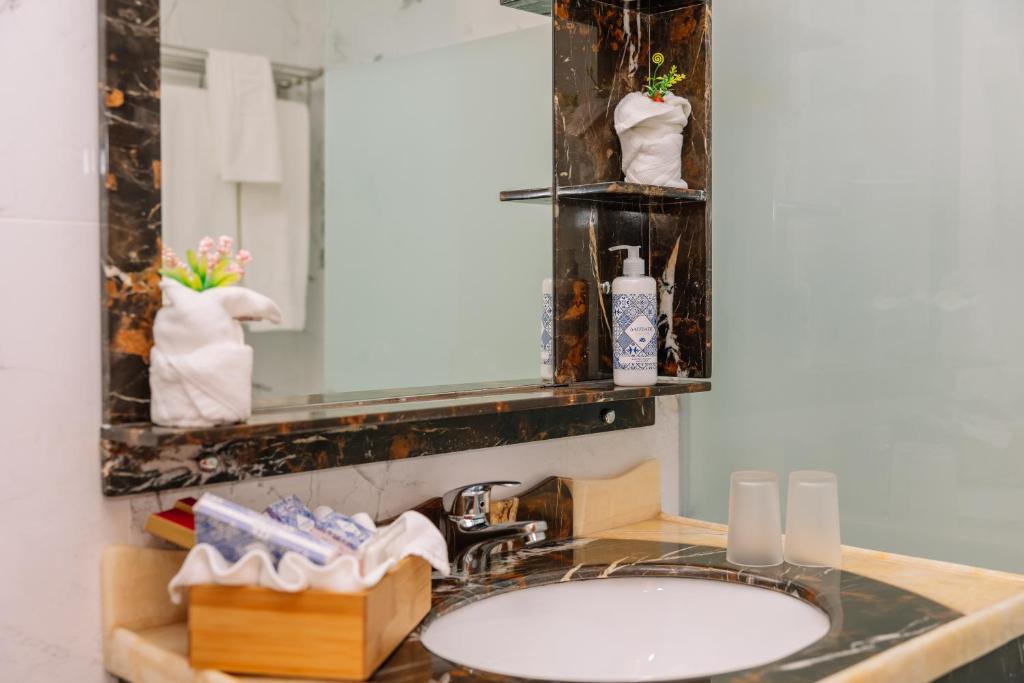 Monicca Collection Suites and Residences - Resim 43