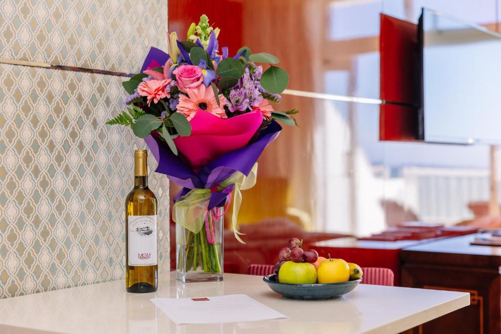 Monicca Collection Suites and Residences - Resim 44