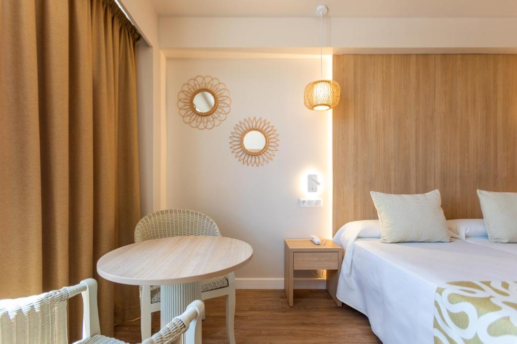 Hotel Palmira Paradise & Suites, Paguera – Bijgewerkte ...