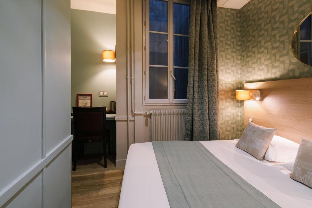 Hôtel du Dauphin - Resim 16