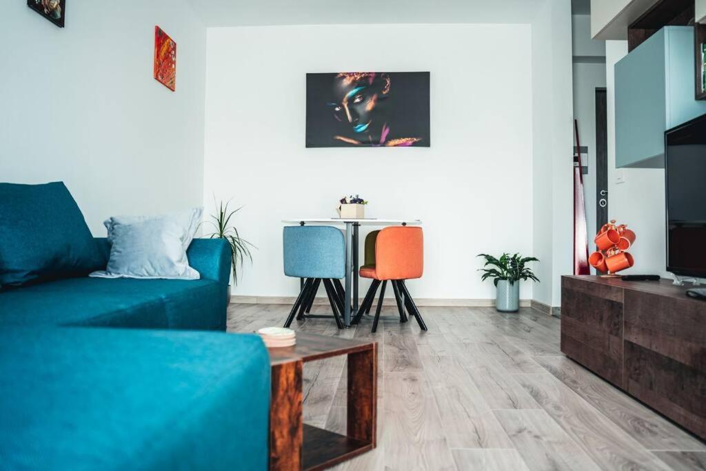 Tudor's apartament by Oasis Homes, Oradea (updated prices 2024)