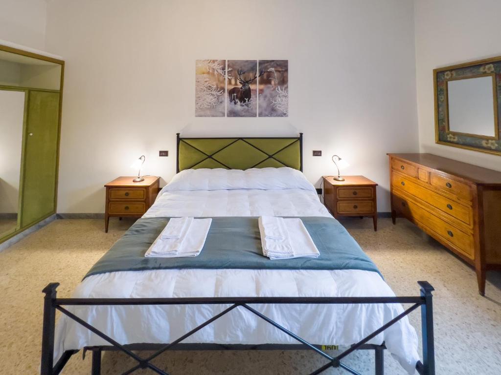 Postel nebo postele na pokoji v ubytování Monte Marsicano Hotel