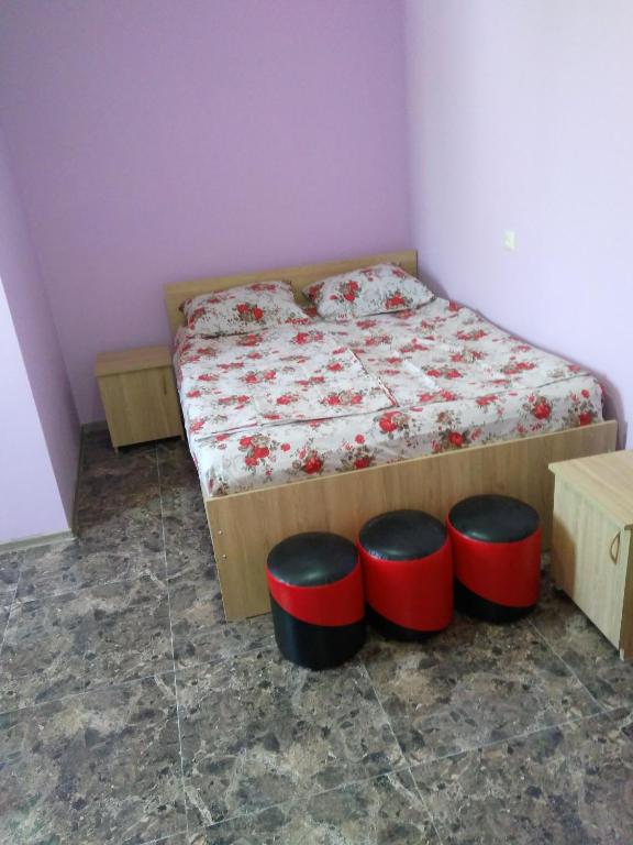 Postel nebo postele na pokoji v ubytování Отел Нана