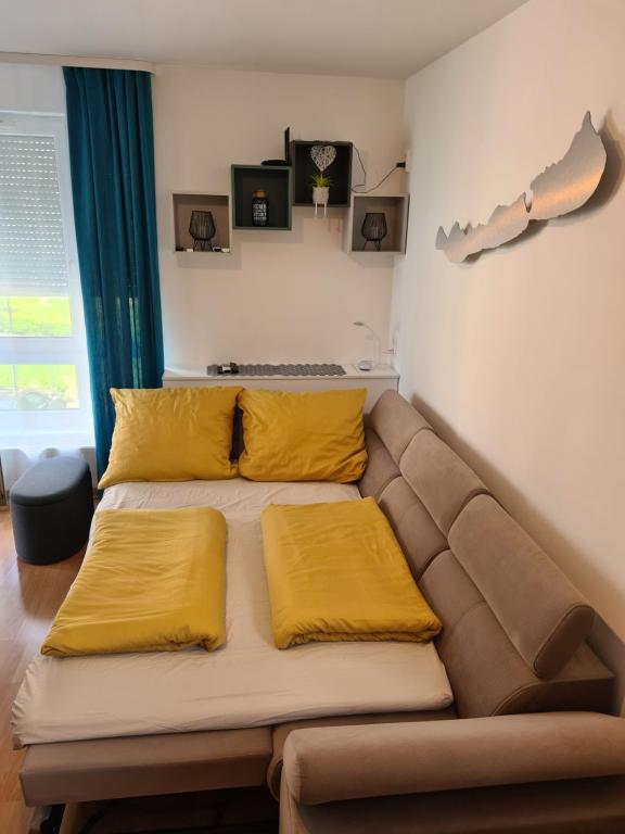 Posedenie v ubytovaní EDA Beach Apartman