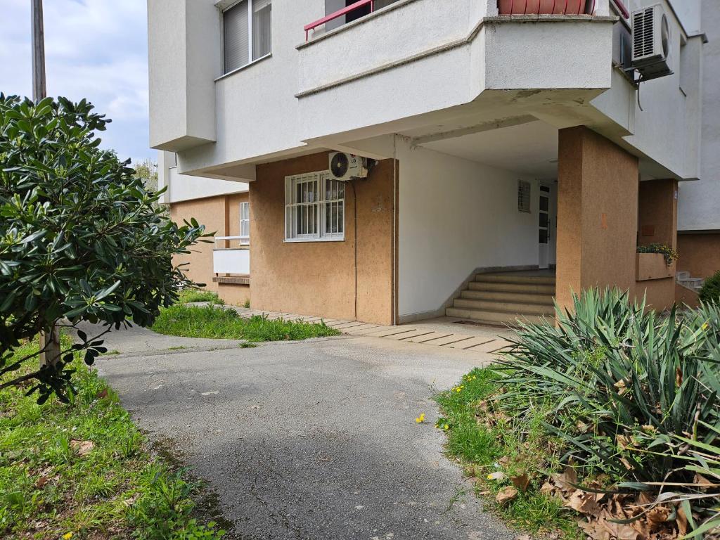 City Mid Mostar Apartment - Two-Bedroom Apartment