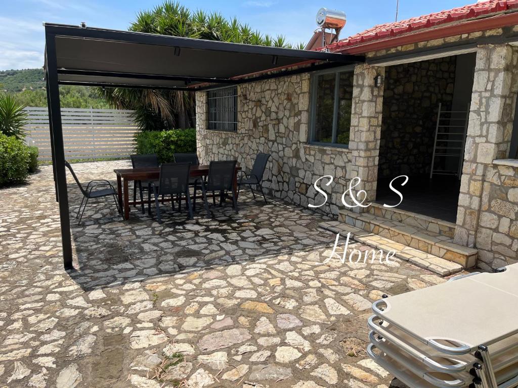 Patio alebo iná vonkajšia časť ubytovania S&S Home