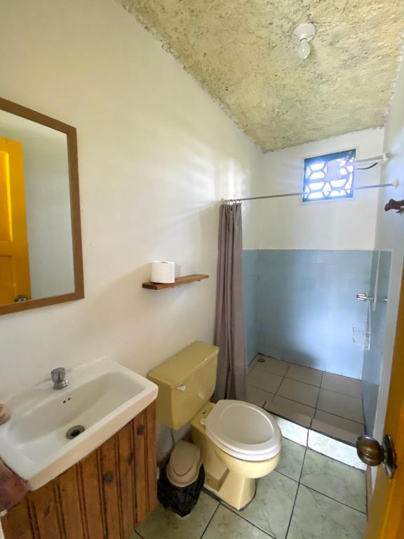 Koupelna v ubytování Cabinas Cahuita