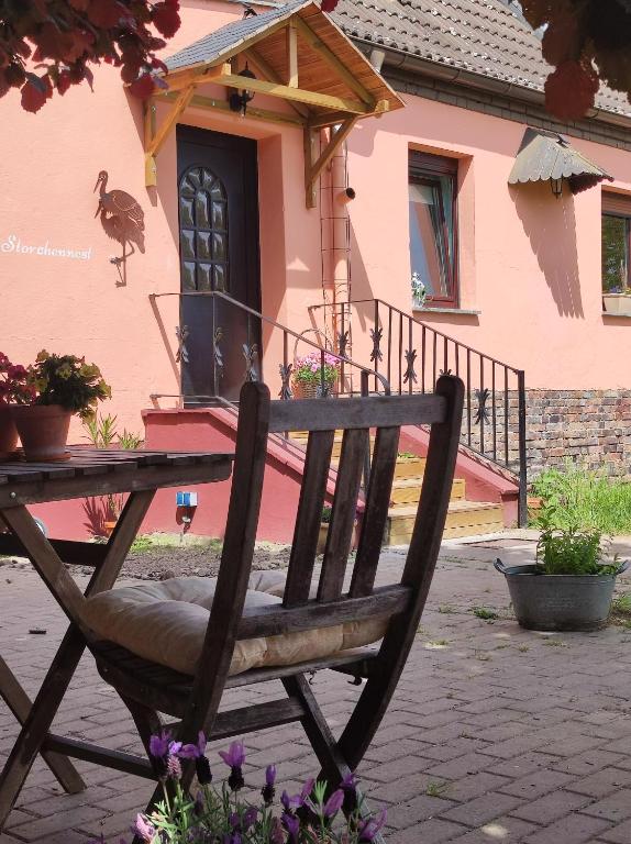 Storchennest mit eigenem Hof, Spielwiese und Terrasse - Appartement Met één Slaapkamer