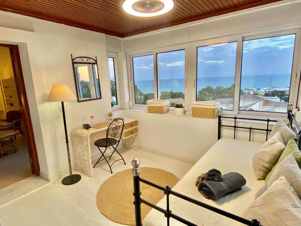 Posedenie v ubytovaní Mikaela Beach House Estepona Marbella Malaga