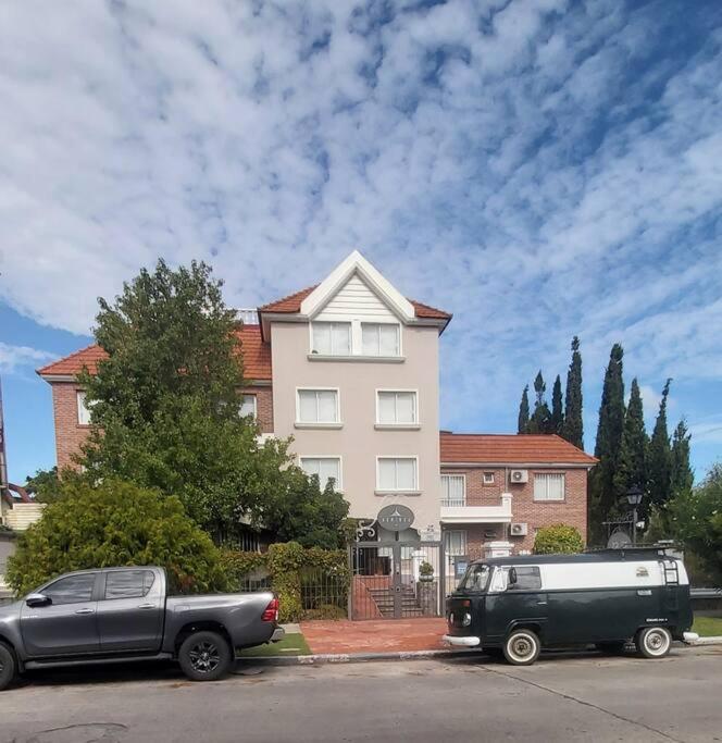 Apartamento Hermoso, en el corazón de Carrasco. (Uruguay Montevideo