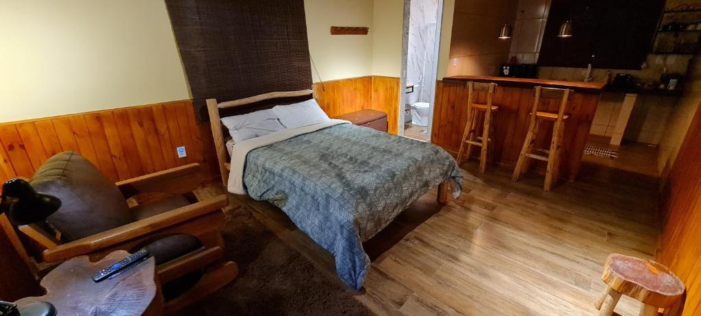 Cantinho de Mauá - One-Bedroom House