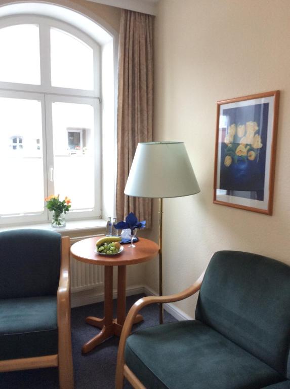 Posezení v ubytování Marin Hotel Sylt GmbH