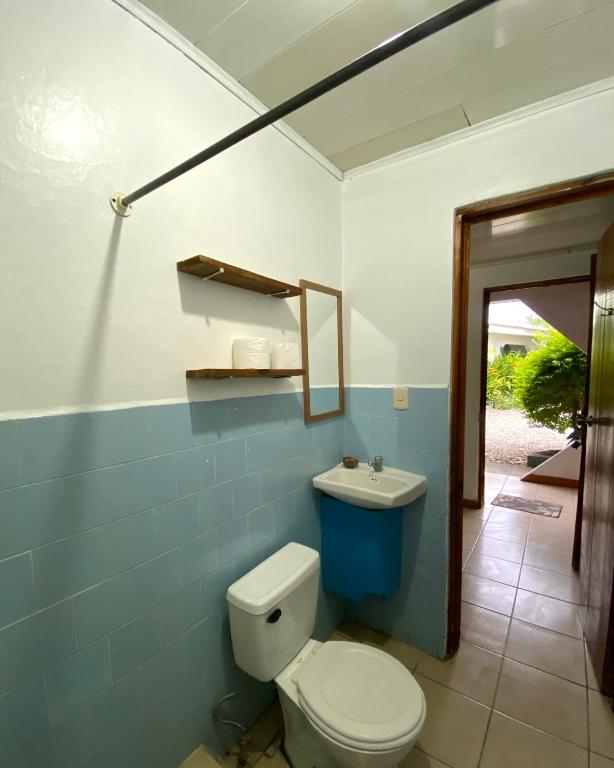 Koupelna v ubytování Cabinas Cahuita