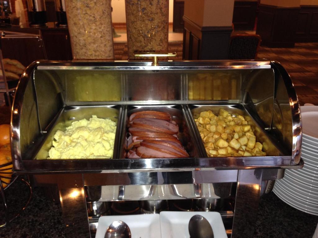 The Embassy Inn - Resim 12