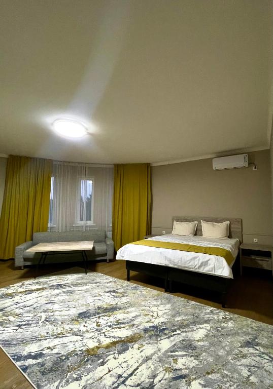 MINI HOTEL COMFORT - Standaard Dubbele Of Dubbele Kamer