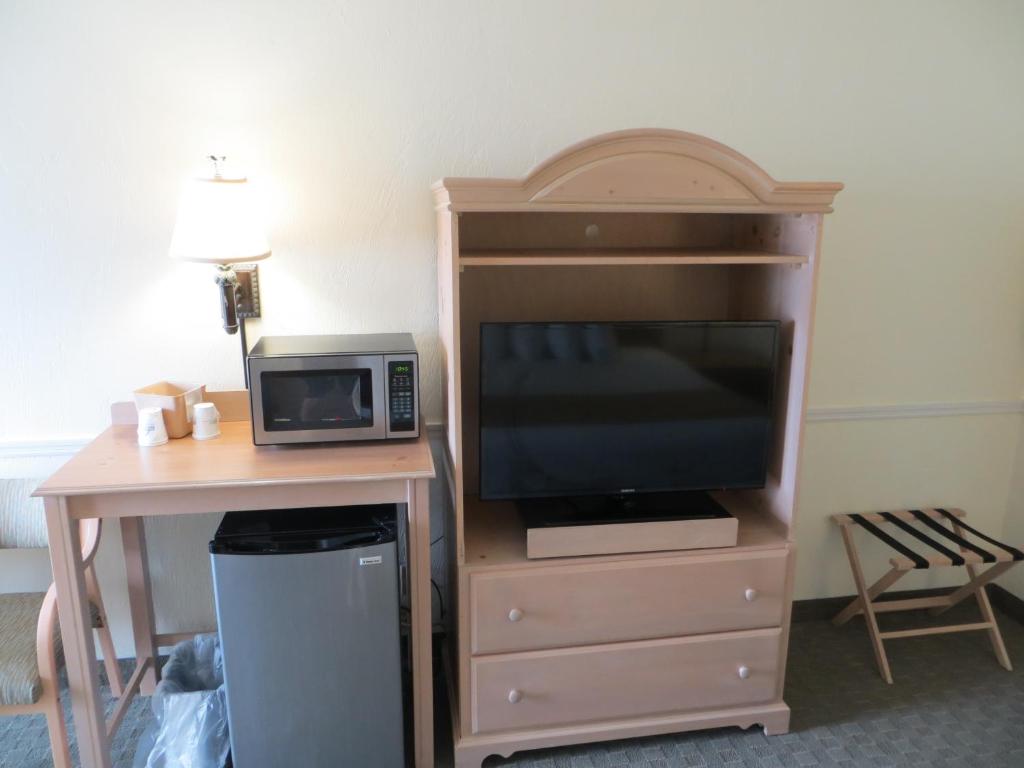 Days Inn by Wyndham Daytona Oceanfront - Room King Avec Vue Sur L'océan - Non-fumeur
