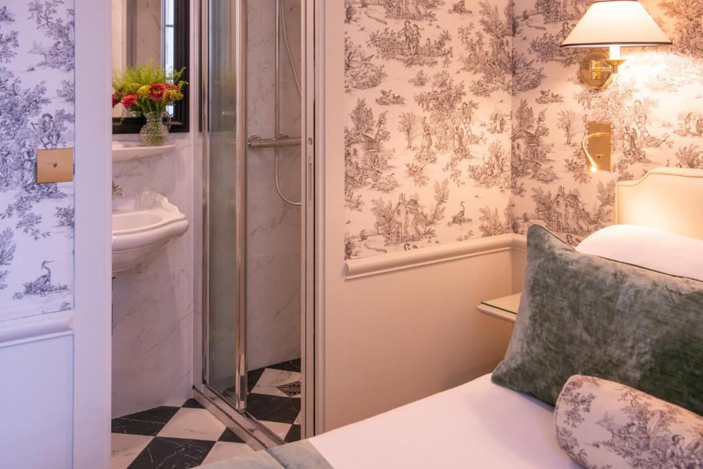 Hotel du Champ de Mars - Resim 26