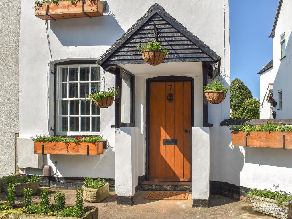 The Cottage, Quarndon (updated prices 2024)