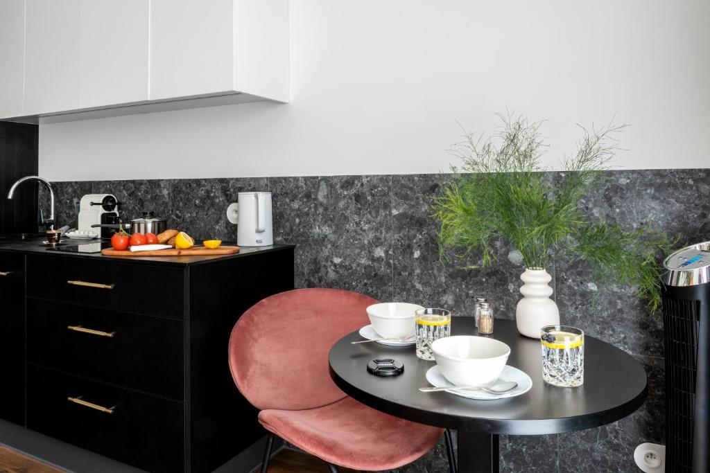 apartamenty-wroc Księcia Witolda by the River - 9