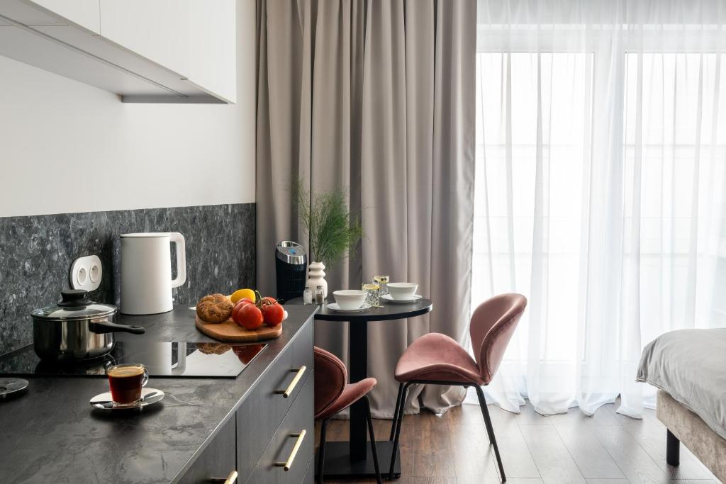 apartamenty-wroc Księcia Witolda by the River - 8