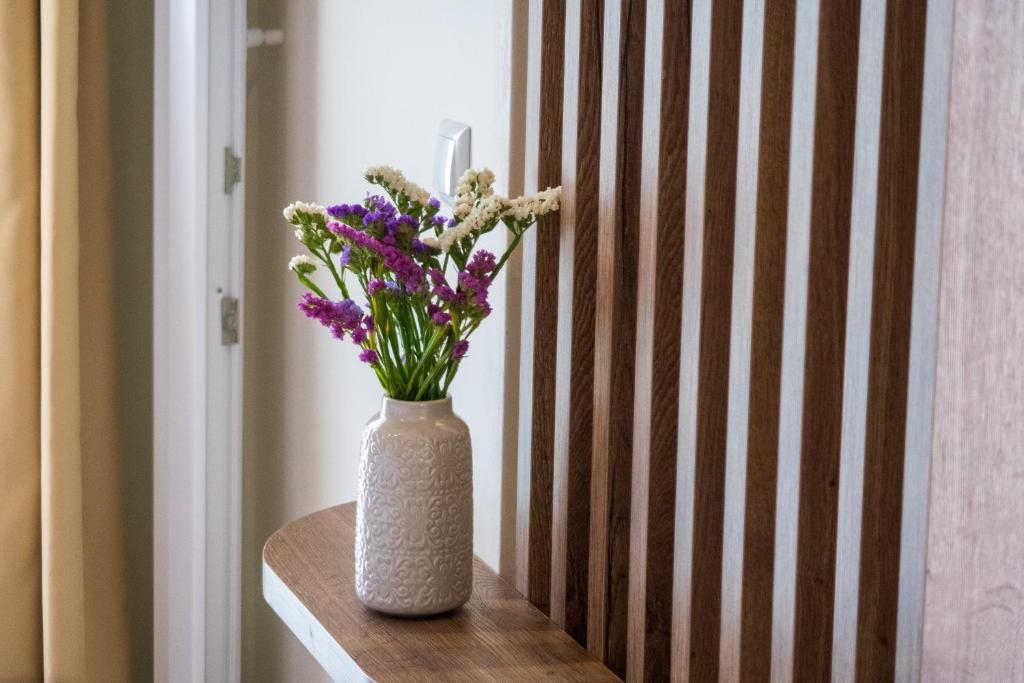 Cristina Apartments - 12