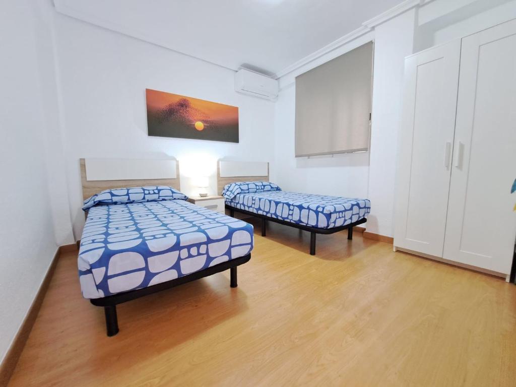Céntrico apartamento en Valencia próximo parada de metro ...