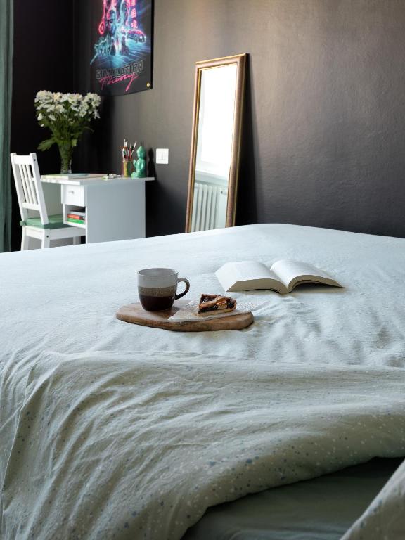Postel nebo postele na pokoji v ubytování Cosy flat