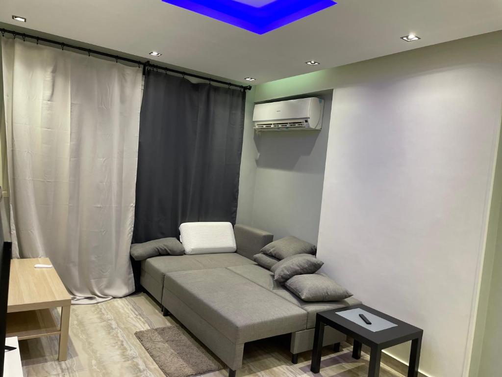 Luxury , apartment for business trips or student