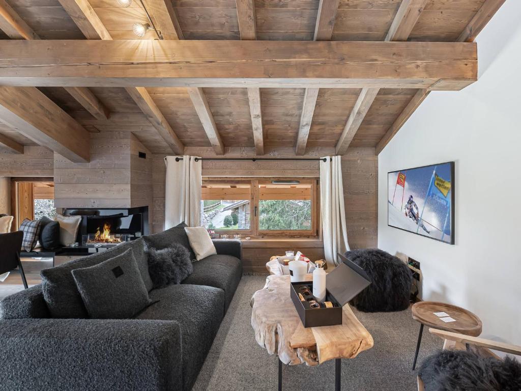 Posedenie v ubytovaní Appartement élégant près des pistes avec sauna, hammam, salle de sport et parking couvert - FR-1-569-47