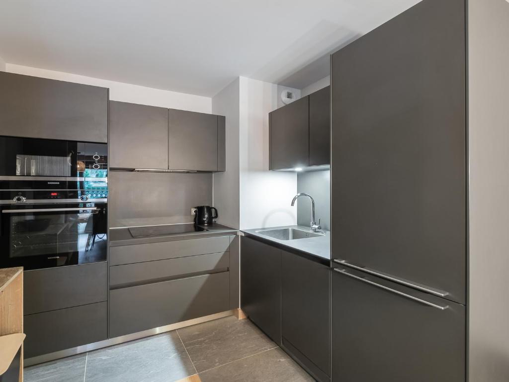 Fotografia z galérie ubytovania Appartement cosy à Rochebrune, piscine et parking - FR-1-569-58 v destinácii Megève