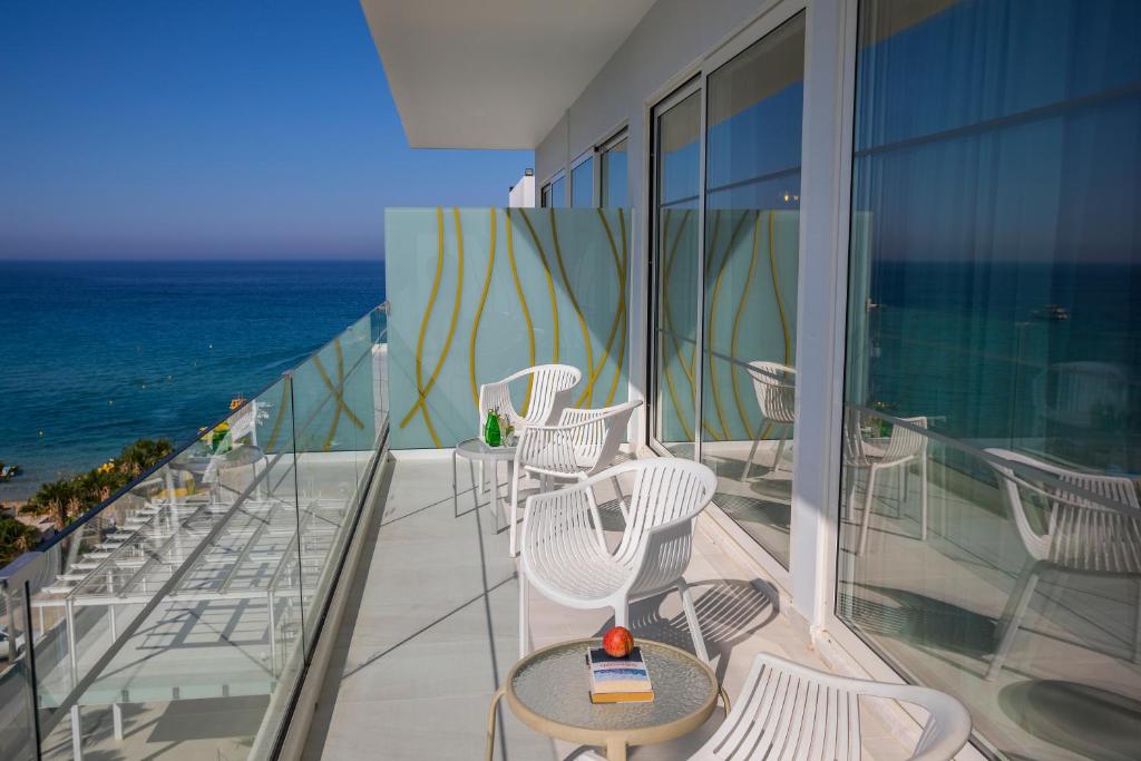 Constantinos the Great Beach Hotel - 