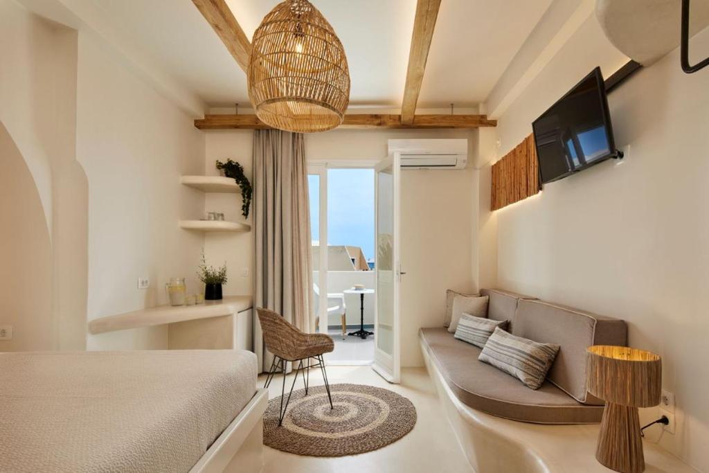 Гостиная зона в Hermes Hotel