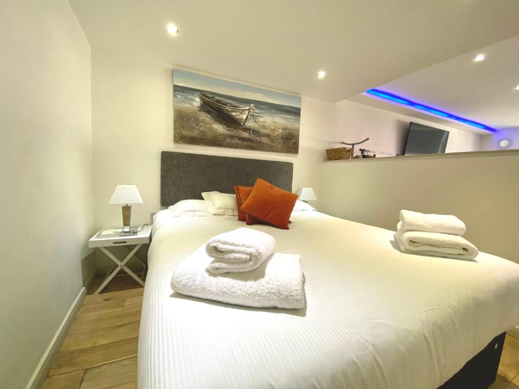 Princess Theatre Beach View Apartments by Blackpool Service Apartments - Studio