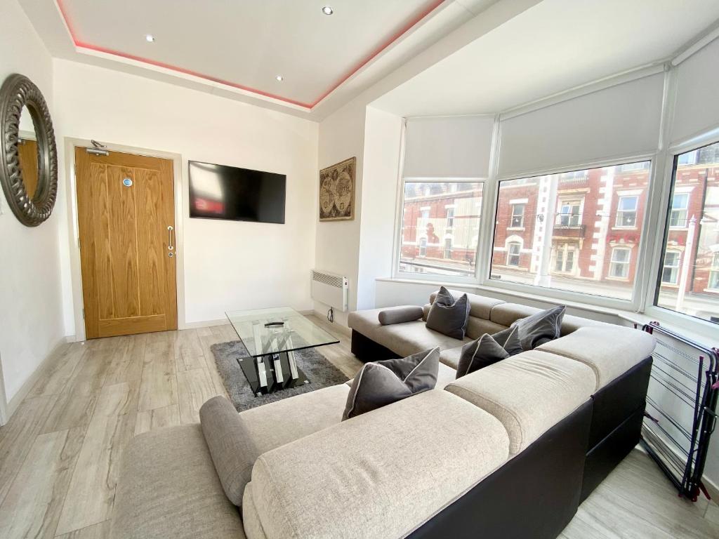 Princess Theatre Beach View Apartments by Blackpool Service Apartments - Appartement Avec Vue Sur La Mer
