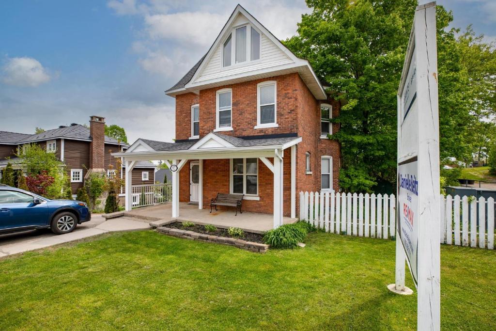 Parry Sound Hideaway, Parry Sound (updated prices 2024)