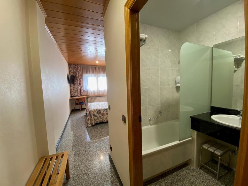 Hotel Sant Antoni - Superior Double Room